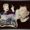 Tableau de deux portraits de Johnny Hallyday et d'une Harley bleue dans un cadre fin bois veiné noir