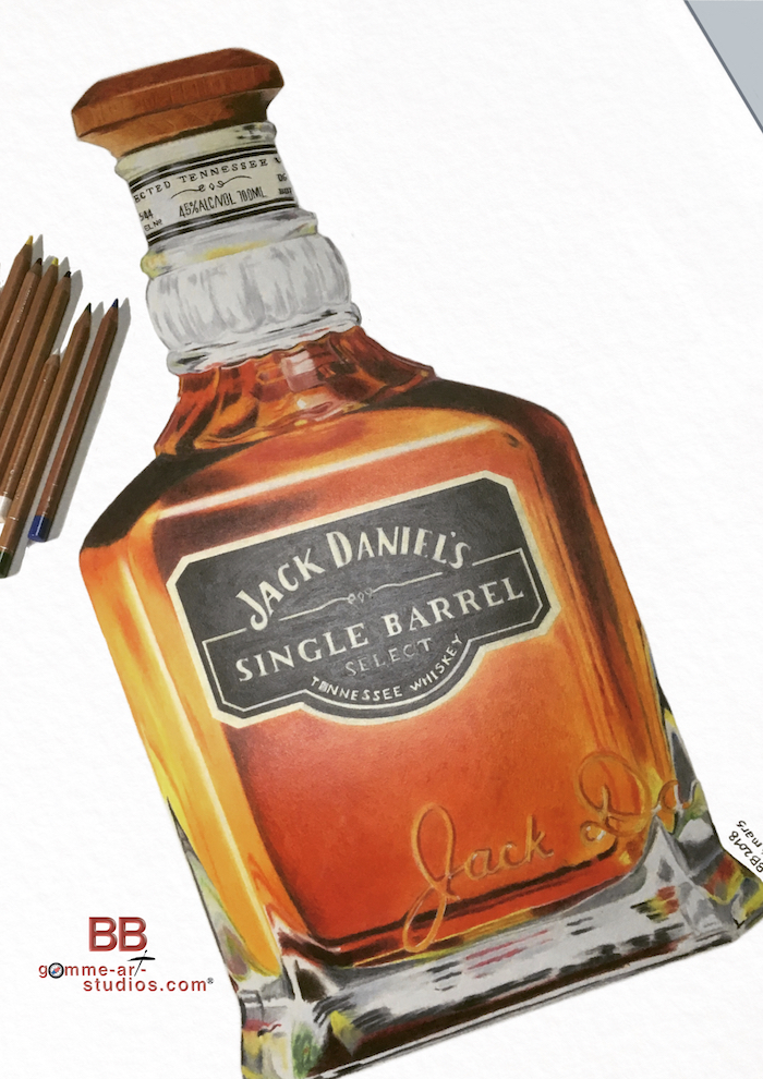 Coulisses : dessin d'une bouteille de Jack posé sur un bureau.