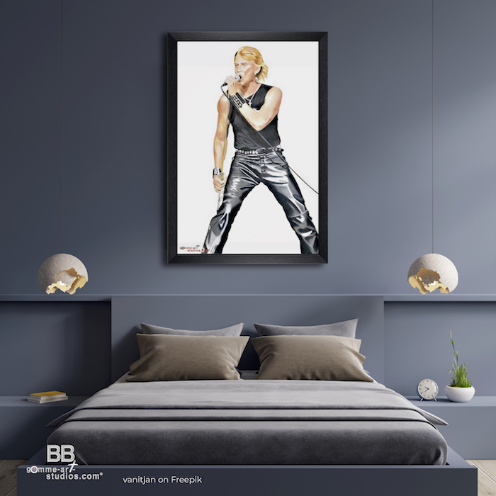la-musique-que-j'aime-mise-en-situation La musique que j'aime - Mise en situation - Portrait aux crayons de couleur de Johnny Hallyday sur scène par l'artiste BB - Encadré sur mur de chambre à coucher.