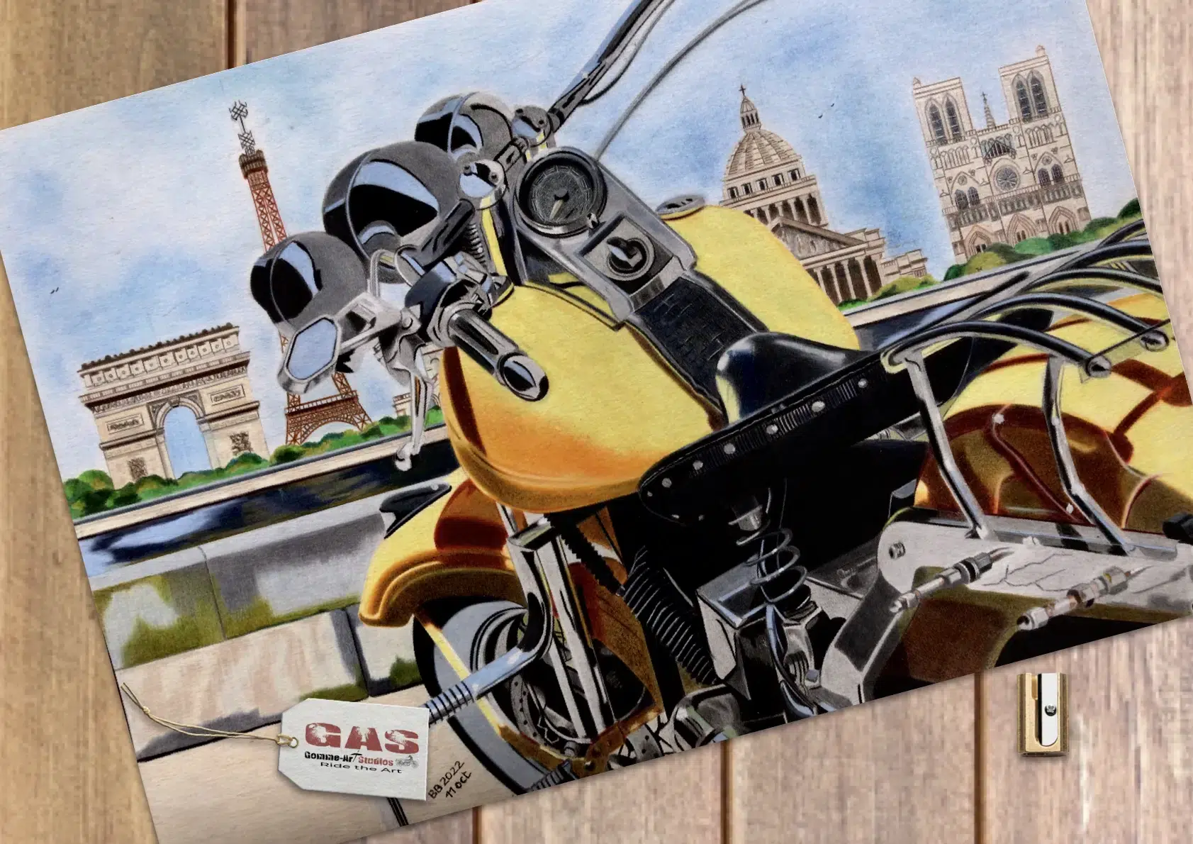 harley-paris-hog-11oct2022 Paris Hog - Harley-Davidson face à la Seine et aux monuments de Paris par l'artiste BB - Crayons de couleur - Format 30 x 42 cm.