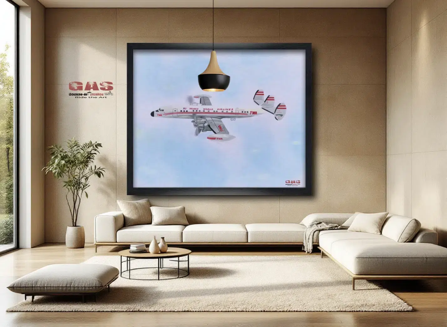 autres-themes-super-constellation-twa-28fev2018-mise-en-situation-gomme-art-studios Dessins aux crayon de couleur d'un Super Constellation TWA en plein vol. Dessin entouré d'un cadre noir et accroché sur le mur en pierre d'un salon. Dessin réalisé par l'artiste BB de Gomme-art Studios.